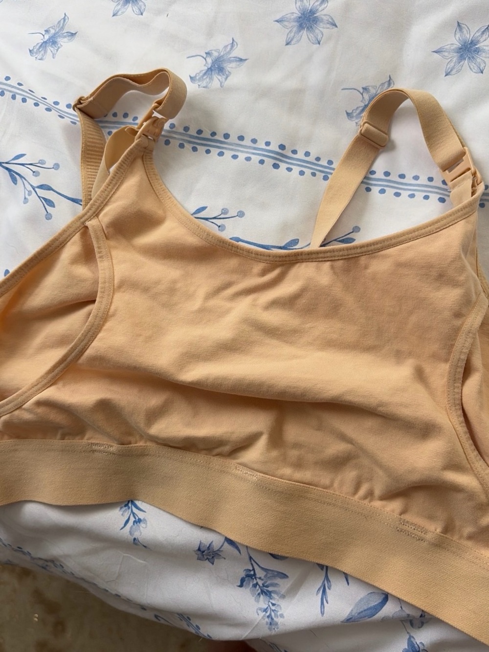 Seamless Everyday Nursing Bra in Nude Peach